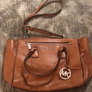 Offers? Michael Kor Shoulder/Tote